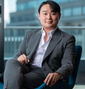 Nick z. Zhang