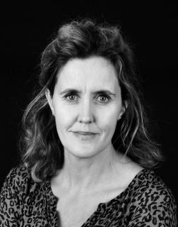 SIMONE HULSMAN