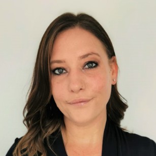 Danielle Justine Basch