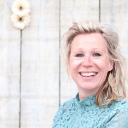 Angela Echtermeijer